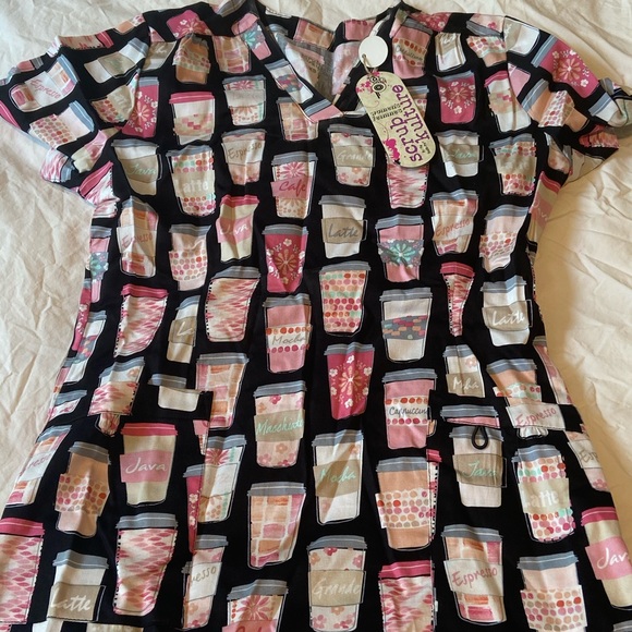 Scrub Kulture Scrub top - Picture 4 of 4